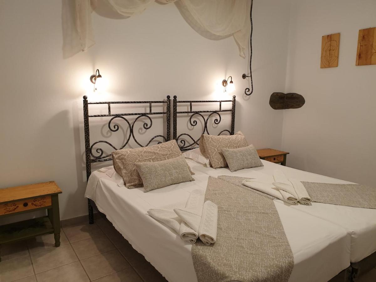 Sifnos Hotel Benaki Platis Gialos  Ngoại thất bức ảnh
