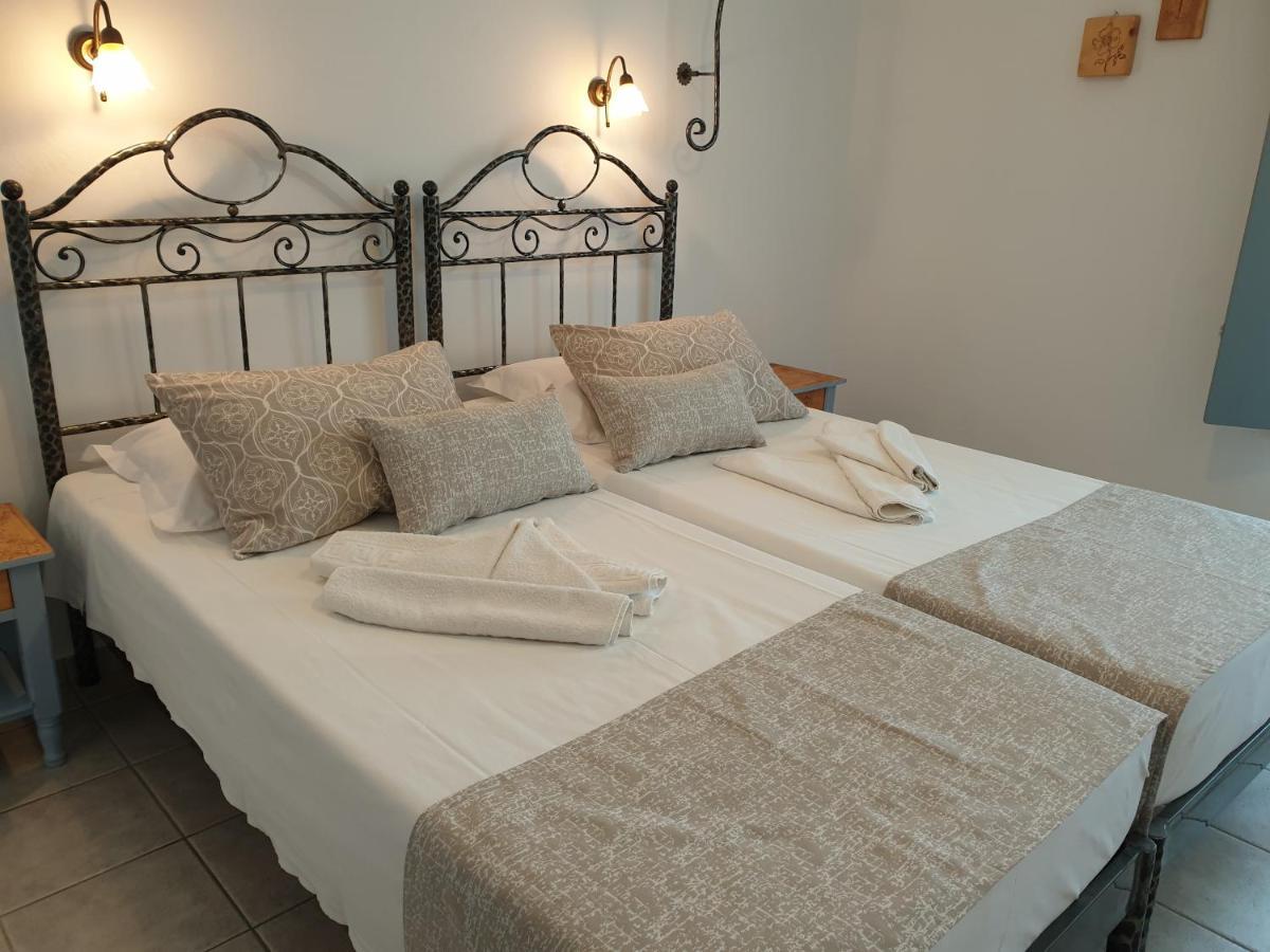 Sifnos Hotel Benaki Platis Gialos  Ngoại thất bức ảnh